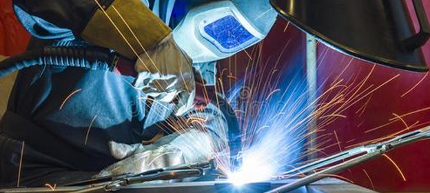 工業(yè)焊接機(jī)器人給行業(yè)帶來了哪些變化？快來看···